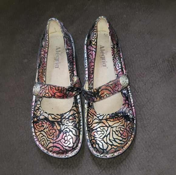 Alegra metallic rose Mary Jane shoes, size 40. - Picture 5 of 10